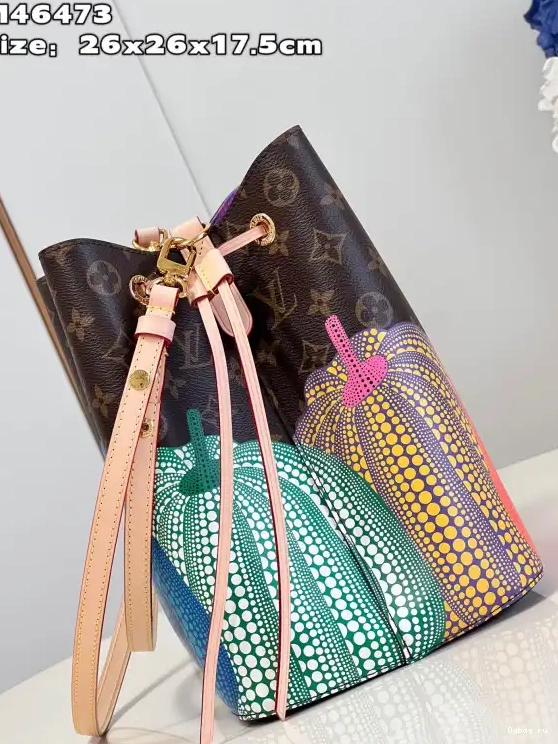 MM NÉONOÉ VUITTON LOUIS 0611